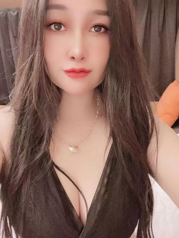 性价比小姐姐米雪